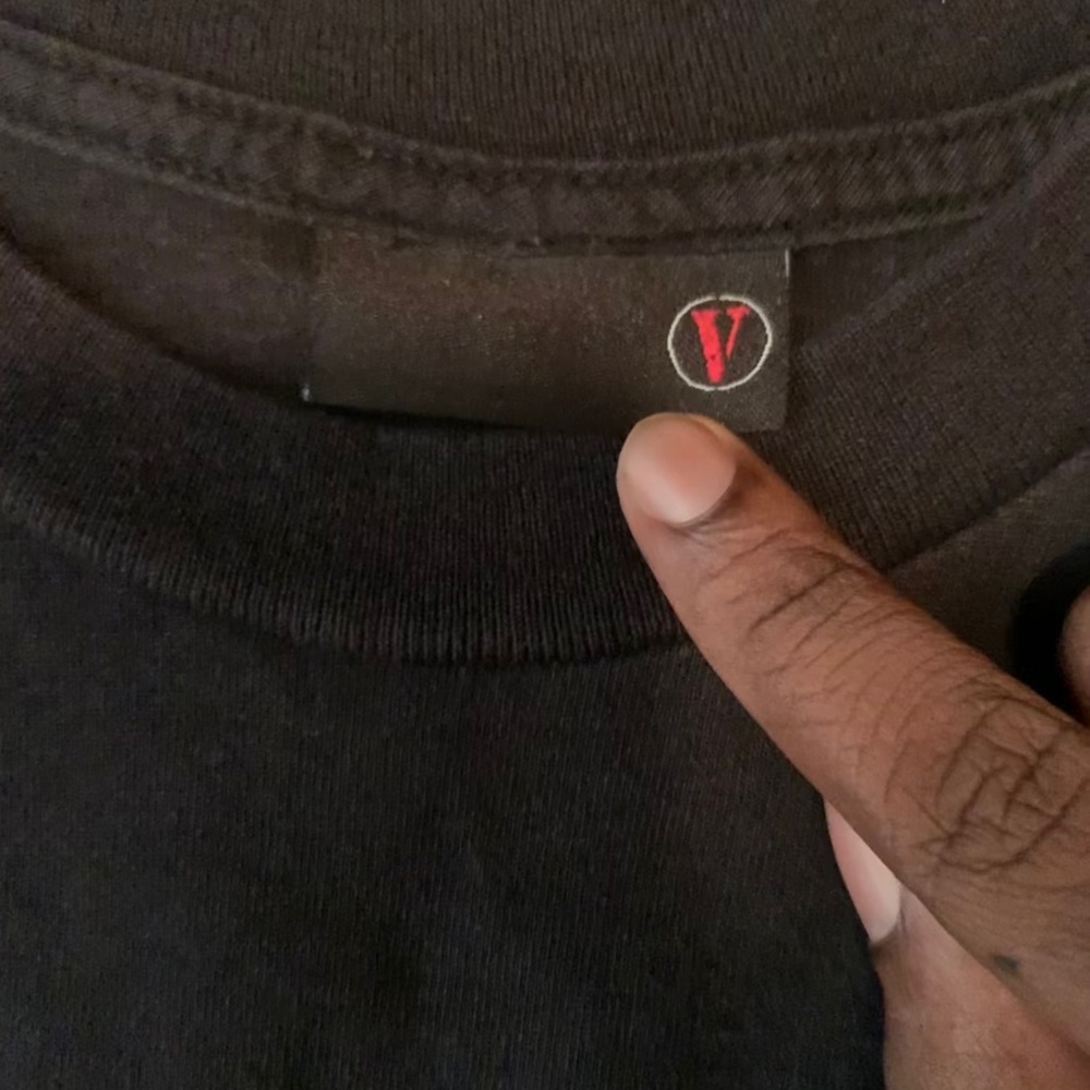 VLONE - Picture 4 of 8